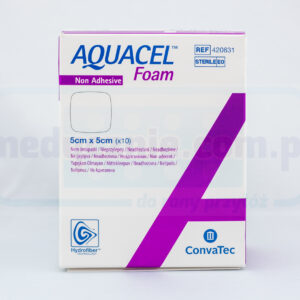 Aquacel Schiuma Non Adesiva 5*5cm medicazione in schiuma multistrato 1pc